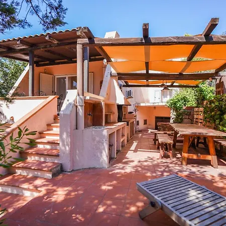 9 Ospiti Con Giardino E Bbq 10 Min A Piedi Dalla *