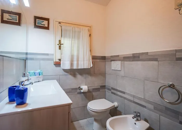 9 Ospiti Con Giardino E Bbq 10 Min A Piedi Dalla Tatil Evi La Maddalena (Sassari)
