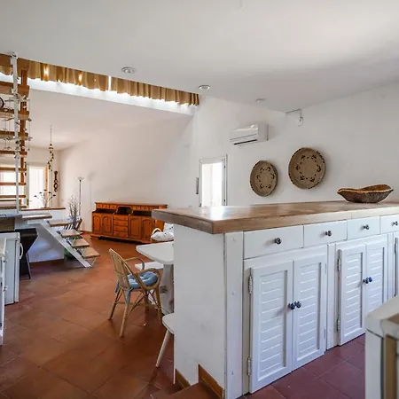 Casa Con Giardino لا ماداّلينا